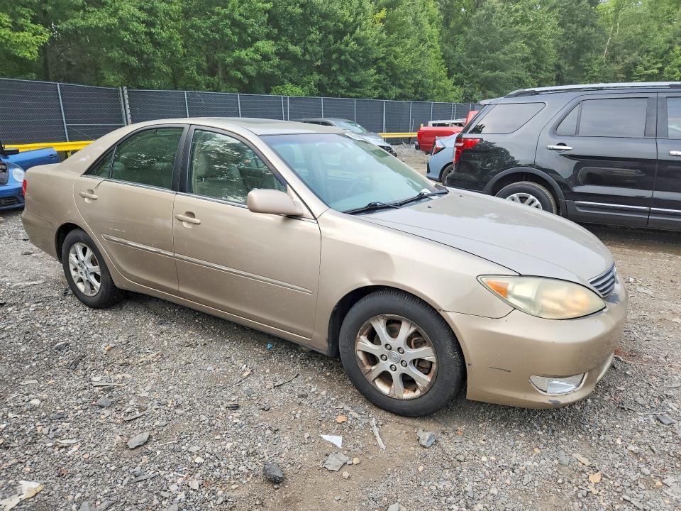 Photo 4 from auction – 2005 TOYOTA CAMRY with VIN 4T1BF30K95U090755