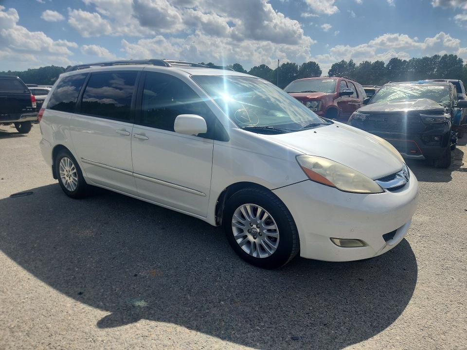 Photo 4 from auction – 2009 TOYOTA SIENNA with VIN 5TDZK22C49S279483
