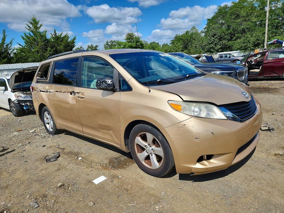 Photo 4 from auction – 2011 TOYOTA SIENNA with VIN 5TDKK3DC3BS015536