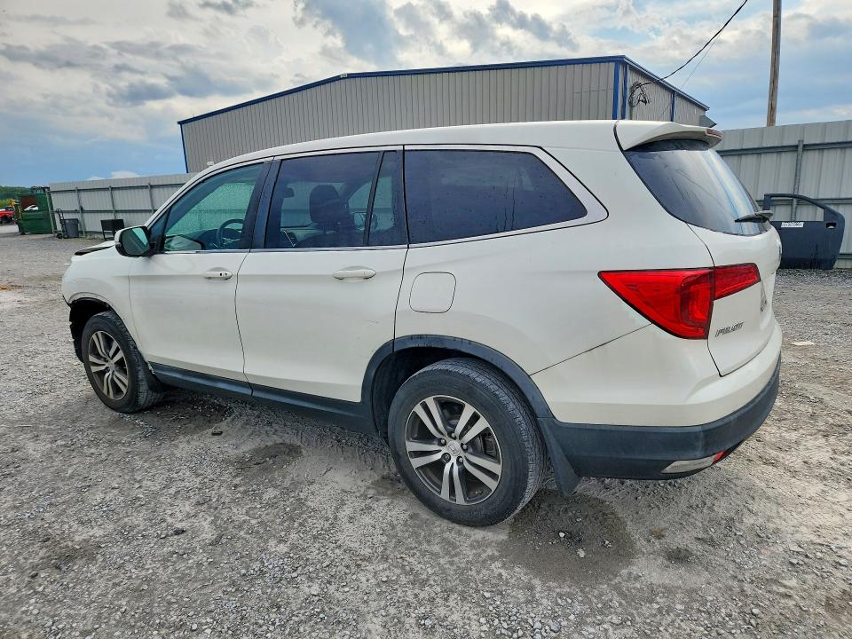 Photo 2 from auction – 2017 HONDA PILOT with VIN 5FNYF5H53HB020240