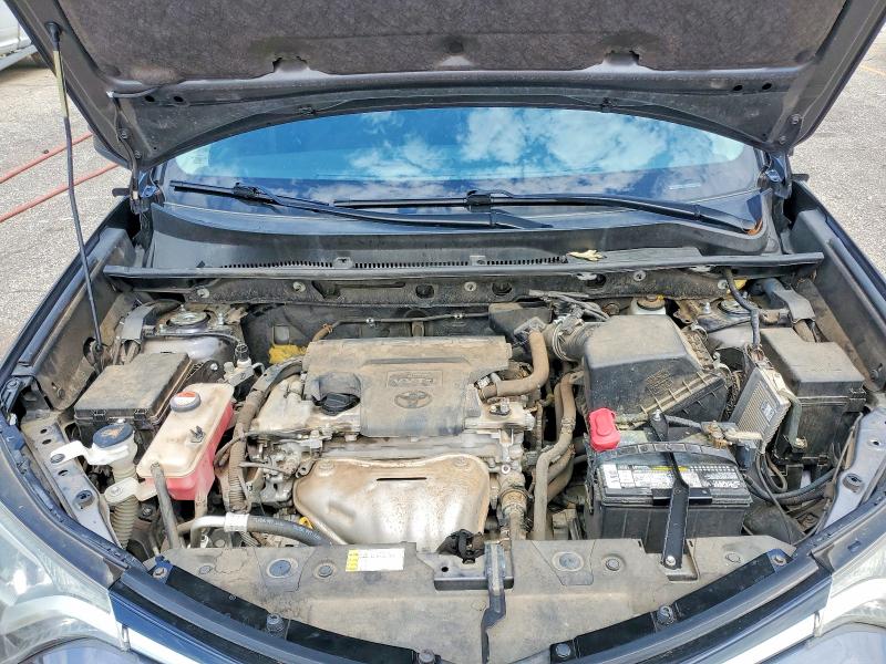 Photo 12 from auction – 2016 TOYOTA RAV4 with VIN JTMZFREVXGJ065585