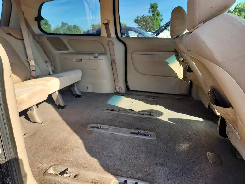 Photo 11 from auction – 2011 KIA SEDONA with VIN KNDMG4C70B6411556