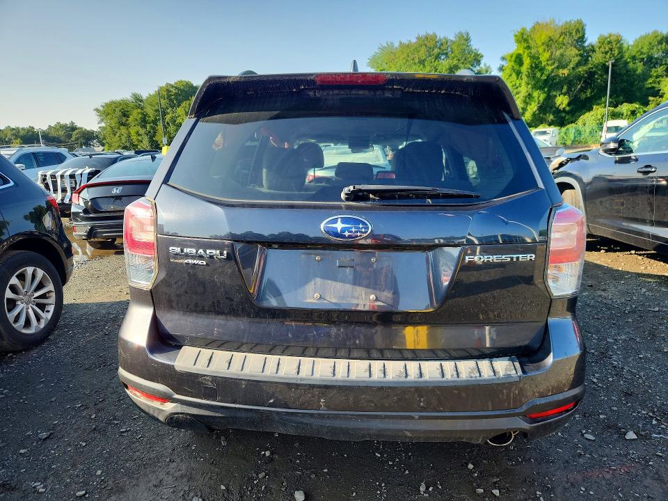 Photo 6 from auction – 2018 SUBARU FORESTER with VIN JF2SJAEC5JH422607