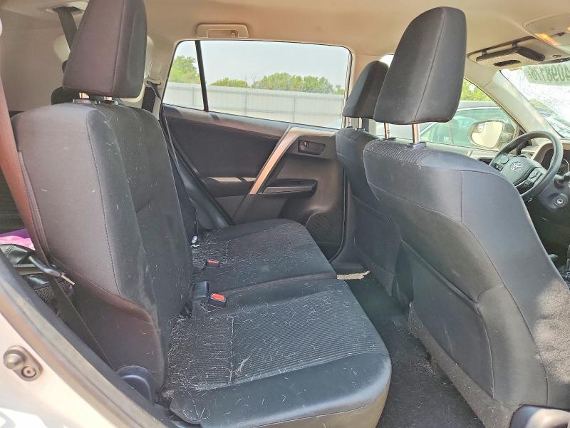 Photo 11 from auction – 2018 TOYOTA RAV4 with VIN JTMZFREV9JJ733030