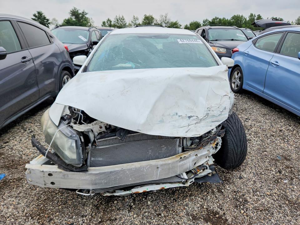 Photo 5 from auction – 2014 HONDA CIVIC with VIN 19XFB2F51EE257895