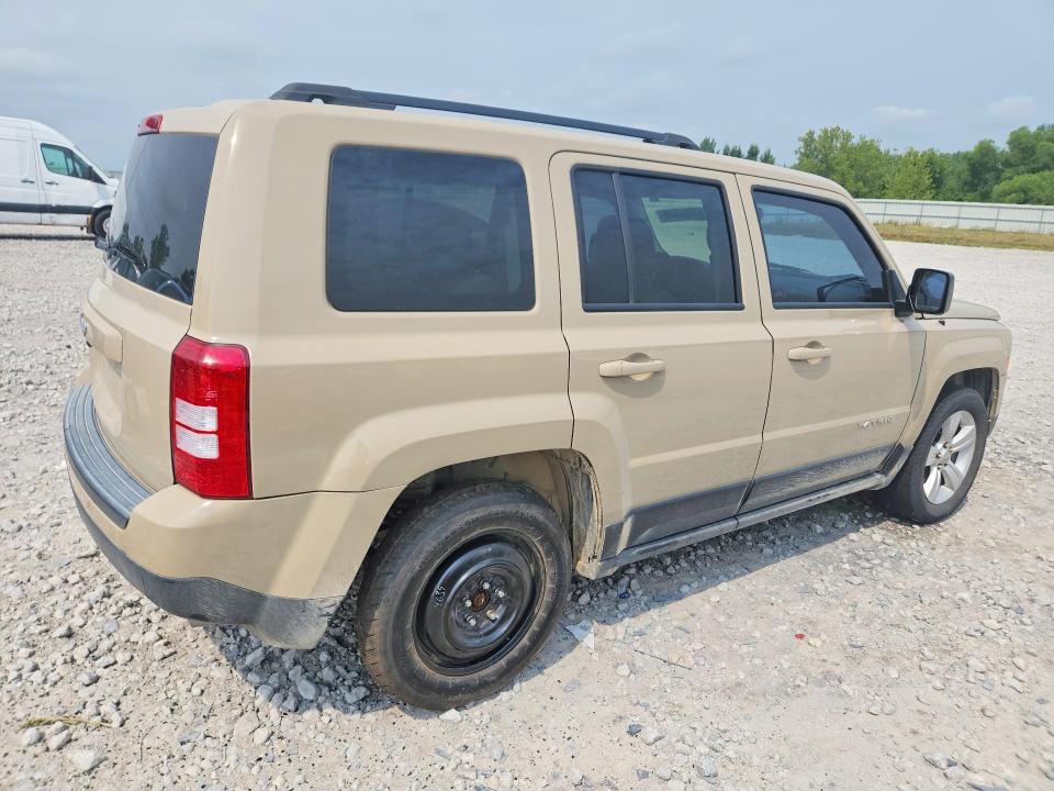 Photo 3 from auction – 2017 JEEP PATRIOT with VIN 1C4NJRBB3HD124631