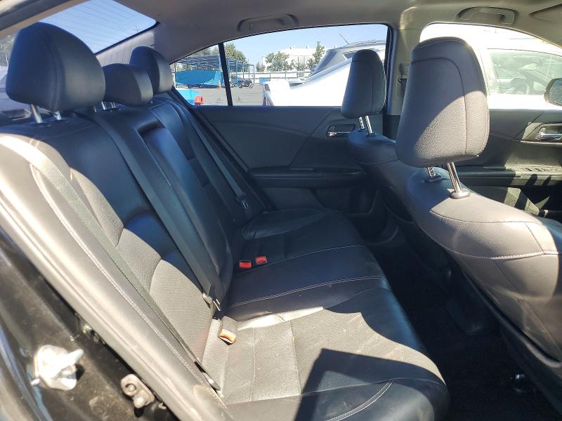 Photo 10 from auction – 2015 HONDA ACCORD with VIN 1HGCR2F84FA188652