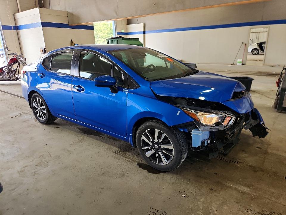 Zdjęcie 4 z aukcji – 2021 NISSAN VERSA z VIN 3N1CN8EV5ML838313