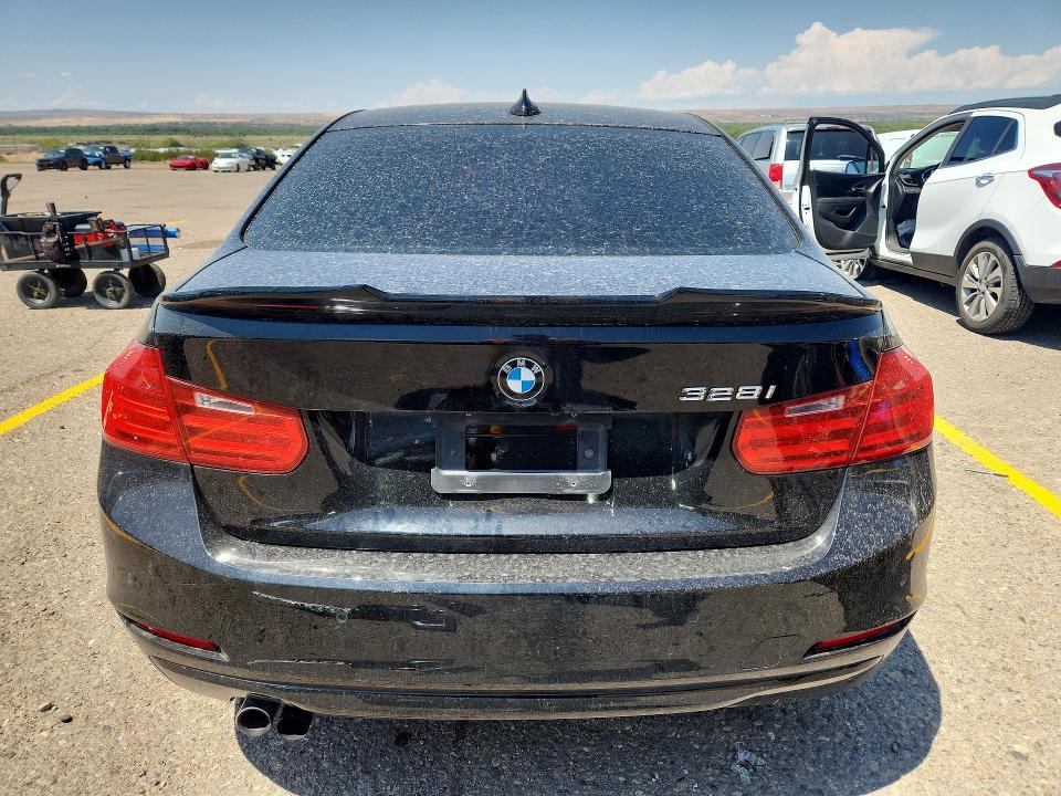 Photo 6 from auction – 2015 BMW 328 with VIN WBA3A5C58FF607331