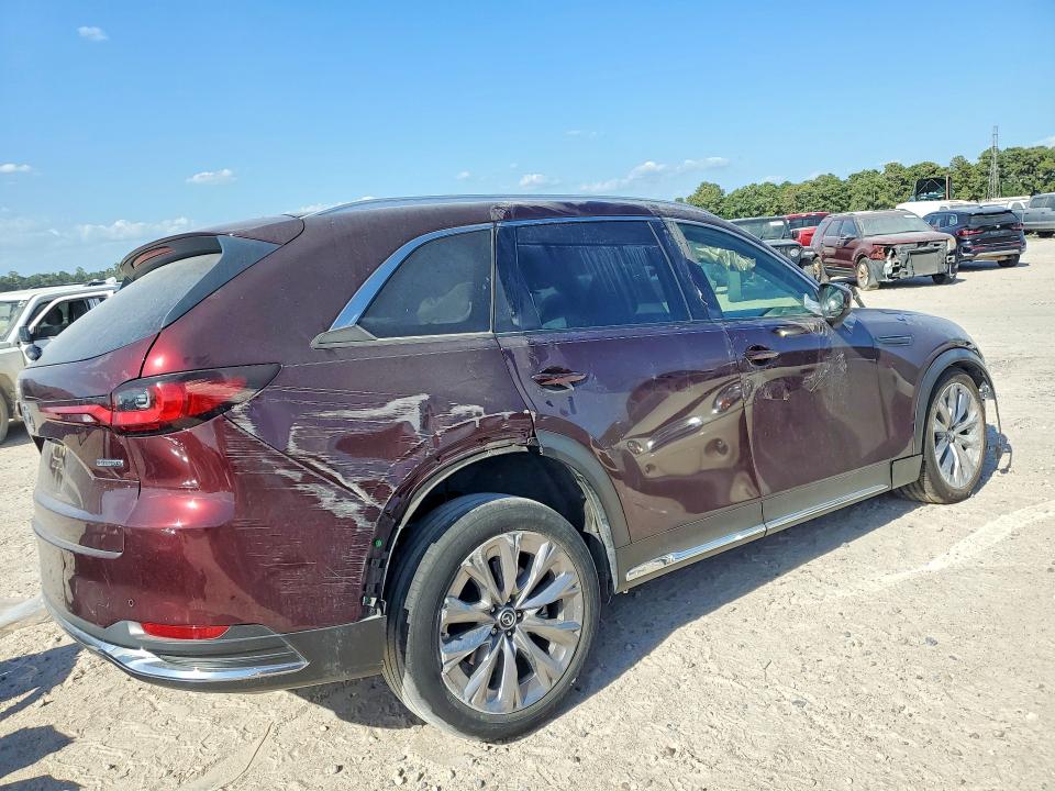 Photo 3 from auction – 2024 MAZDA CX-90 with VIN JM3KKDHD1R1186762