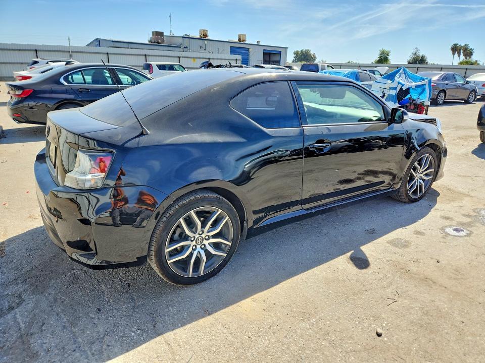Photo 3 from auction – 2015 SCION TC with VIN JTKJF5C78F3093889