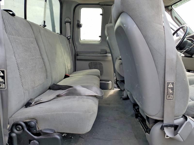 Photo 10 from auction – 2003 FORD F250 with VIN 1FTNX20P13EC75863