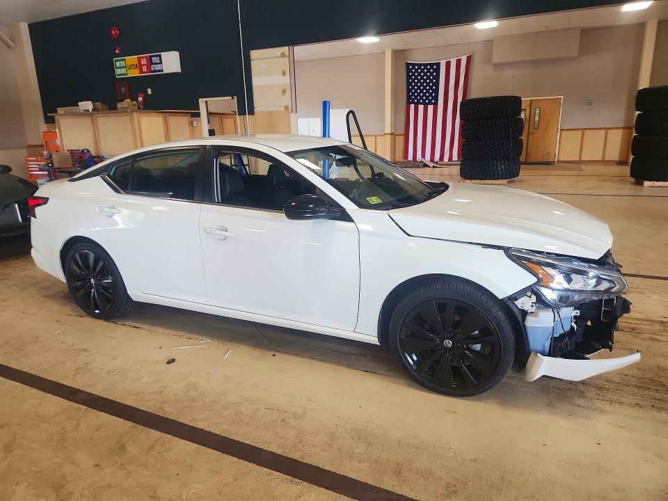 Photo 4 from auction – 2022 NISSAN ALTIMA with VIN 1N4BL4CVXNN340772
