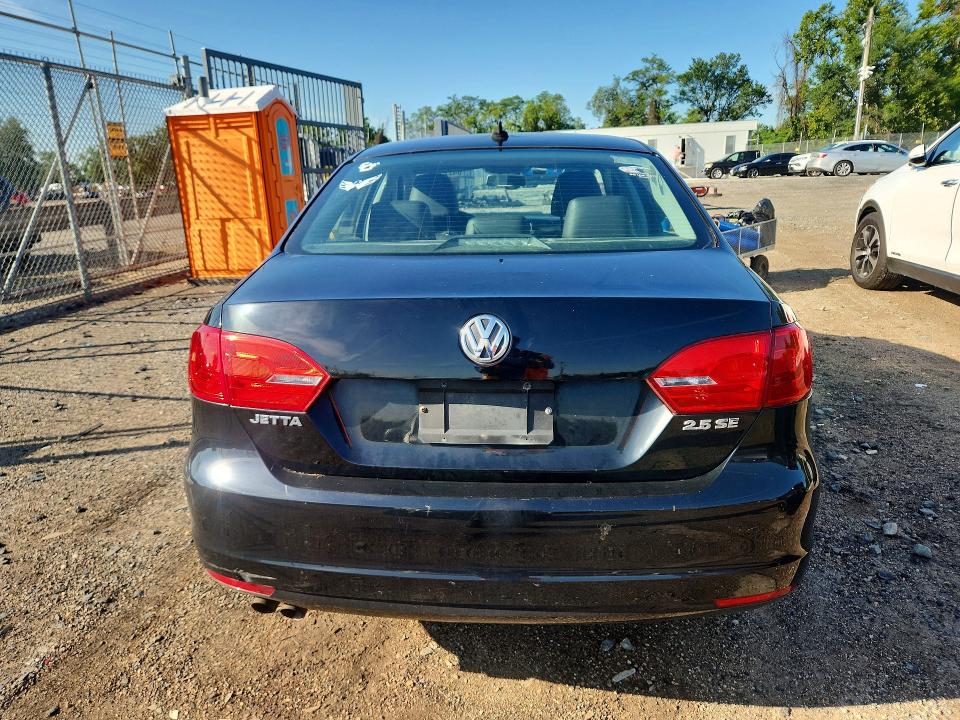 Photo 6 from auction – 2012 VOLKSWAGEN JETTA with VIN 3VWDP7AJ0CM108419