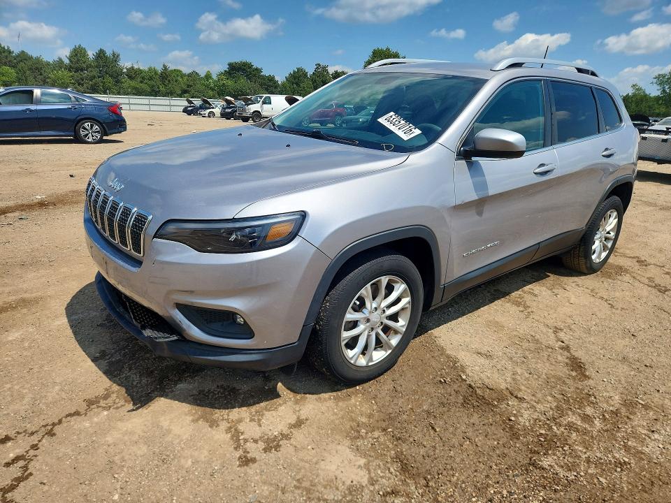 JEEP CHEROKEE 2019 with VIN 1C4PJLCB4KD265851 - Photo from auction