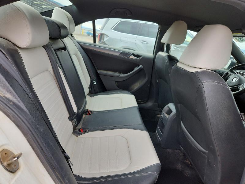 Photo 10 from auction – 2016 VOLKSWAGEN JETTA with VIN 3VWD17AJ2GM254862