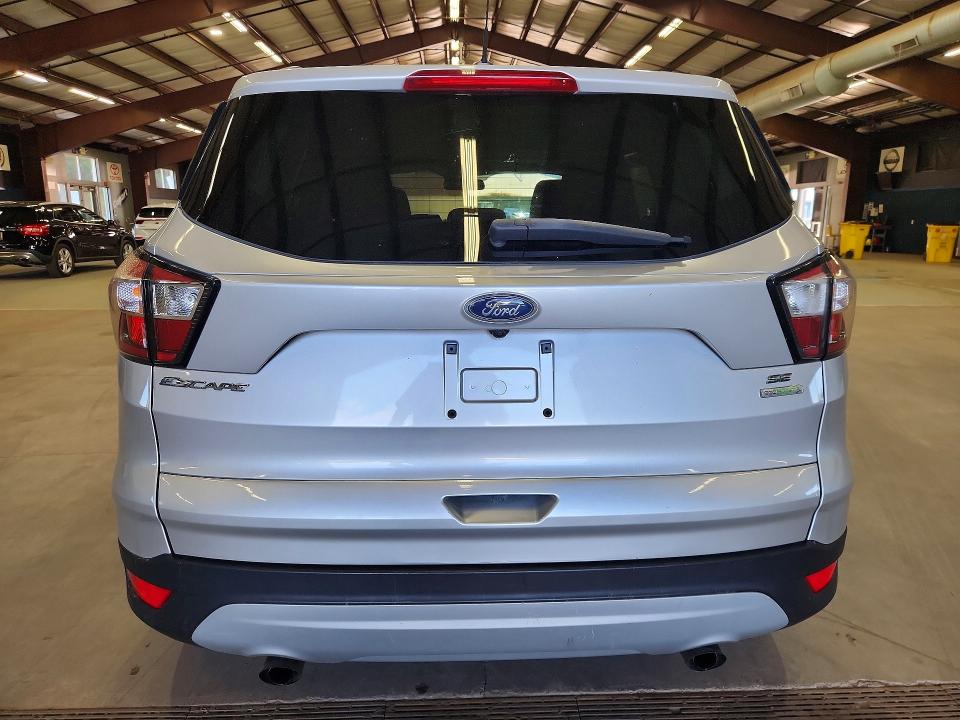 Photo 6 from auction – 2018 FORD ESCAPE with VIN 1FMCU0GD1JUB61845