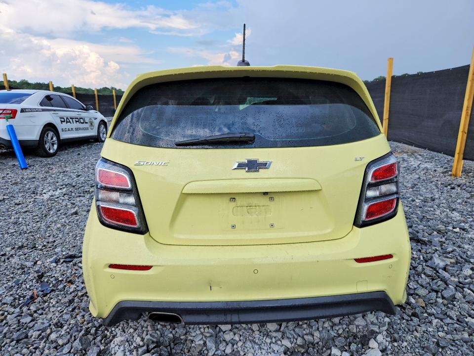 Photo 6 from auction – 2017 CHEVROLET SONIC with VIN 1G1JD6SJ2H4139963