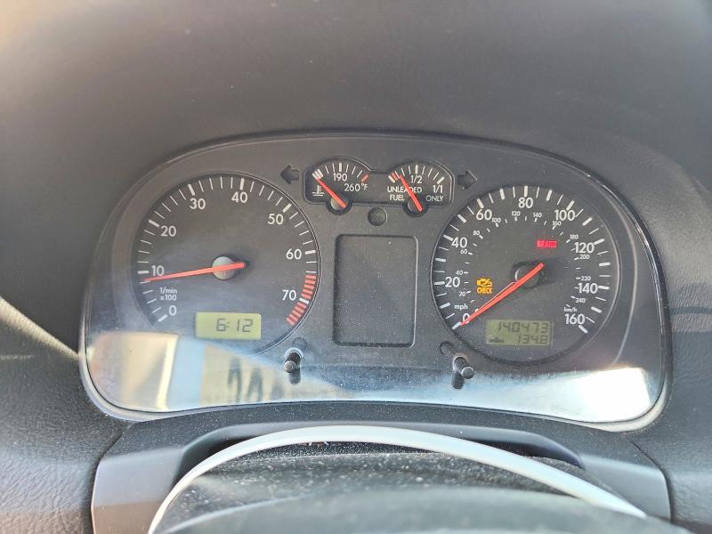 Photo 9 from auction – 2001 VOLKSWAGEN JETTA with VIN 3VWSD69M51M211311