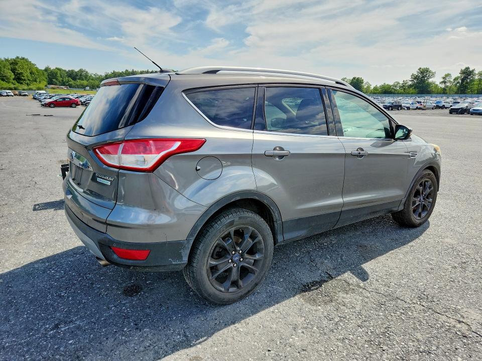 Photo 3 from auction – 2014 FORD ESCAPE with VIN 1FMCU0JXXEUB33888