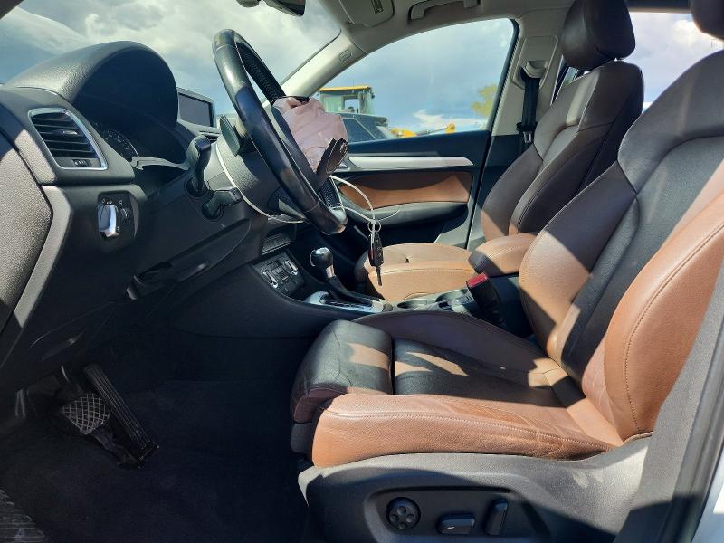 صورة رقم 7 من المزاد - 2015 AUDI Q3 مع VIN WA1EFCFS1FR013191