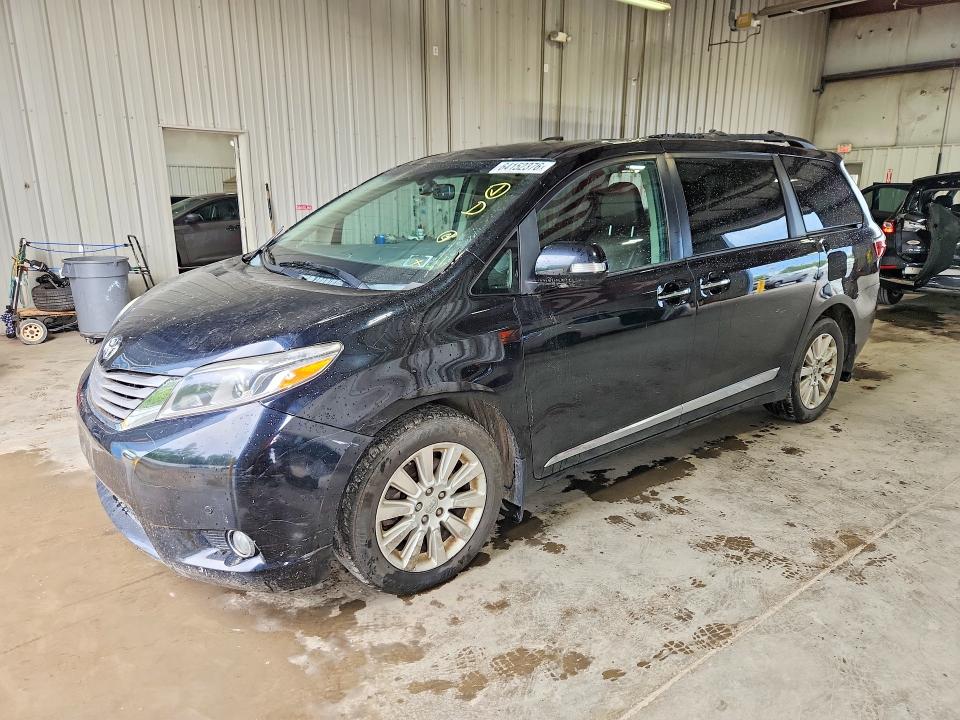 Фото 1 с аукциона – 2015 TOYOTA SIENNA с VIN 5TDDK3DC4FS100416