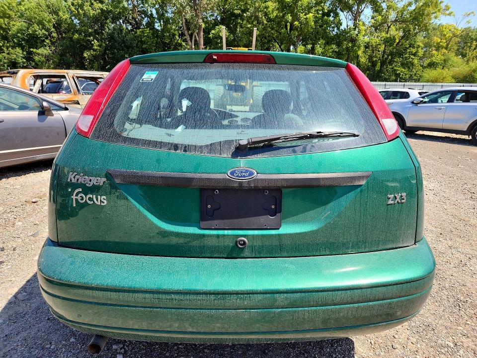 Photo 6 from auction – 2002 FORD FOCUS with VIN 3FAFP31302R238536