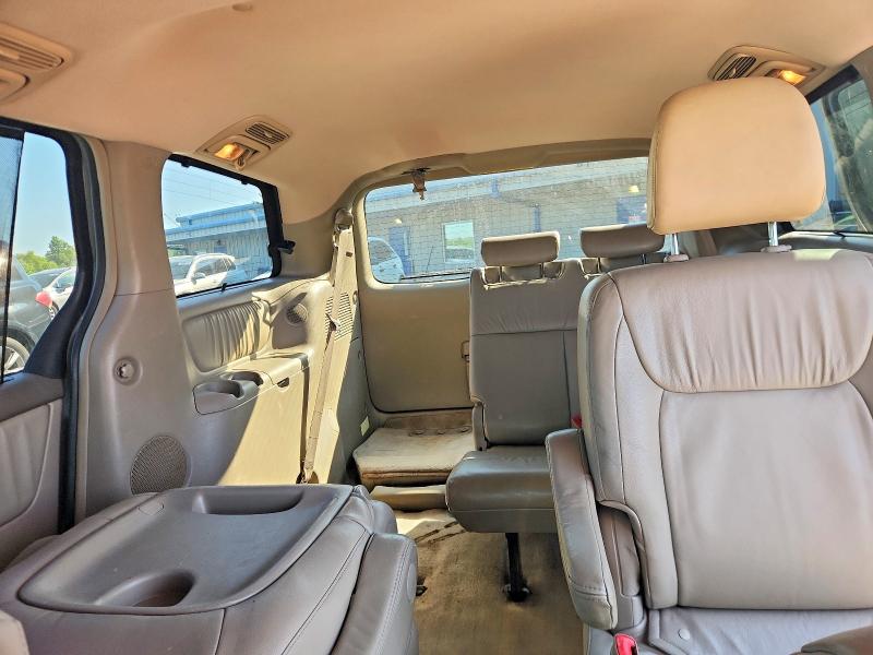 Photo 10 from auction – 2009 TOYOTA SIENNA with VIN 5TDZK22C19S248952