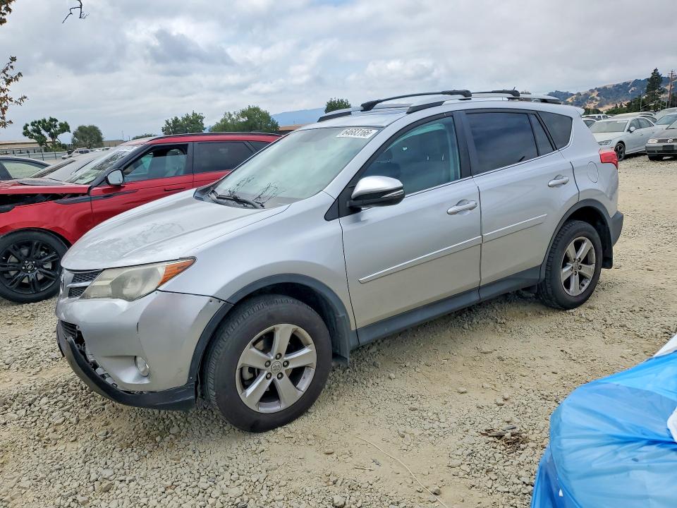TOYOTA RAV4 2014 with VIN 2T3RFREV8EW228443 - Photo from auction
