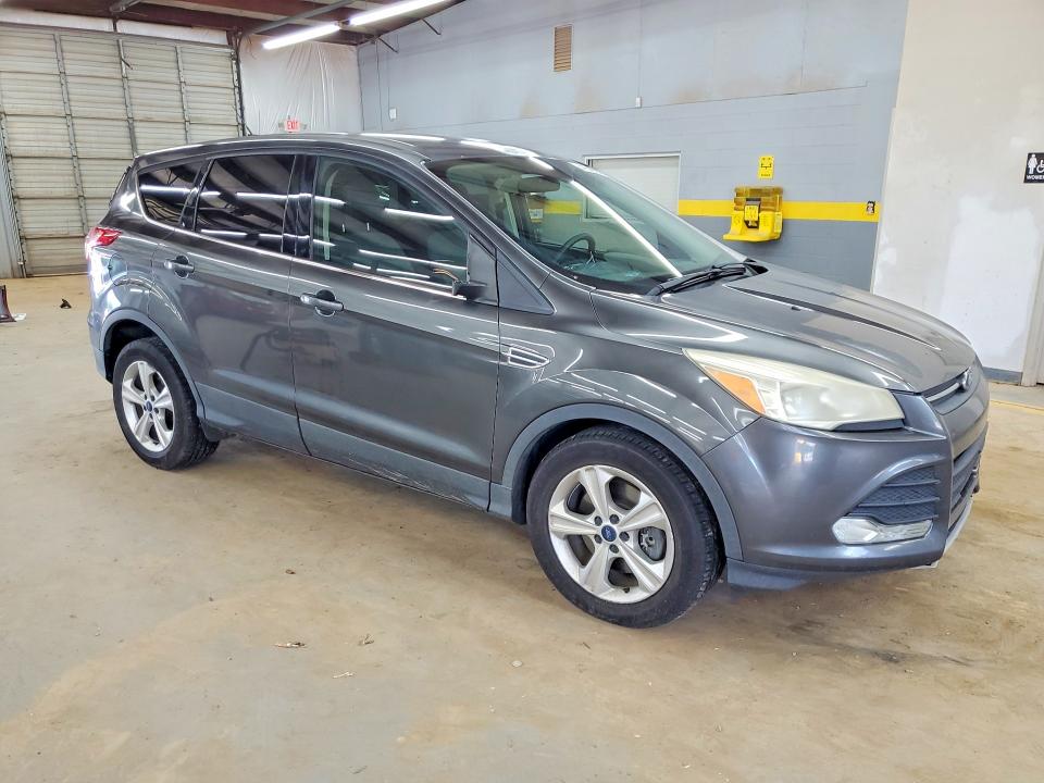 Photo 4 from auction – 2015 FORD ESCAPE with VIN 1FMCU9GX4FUC89843