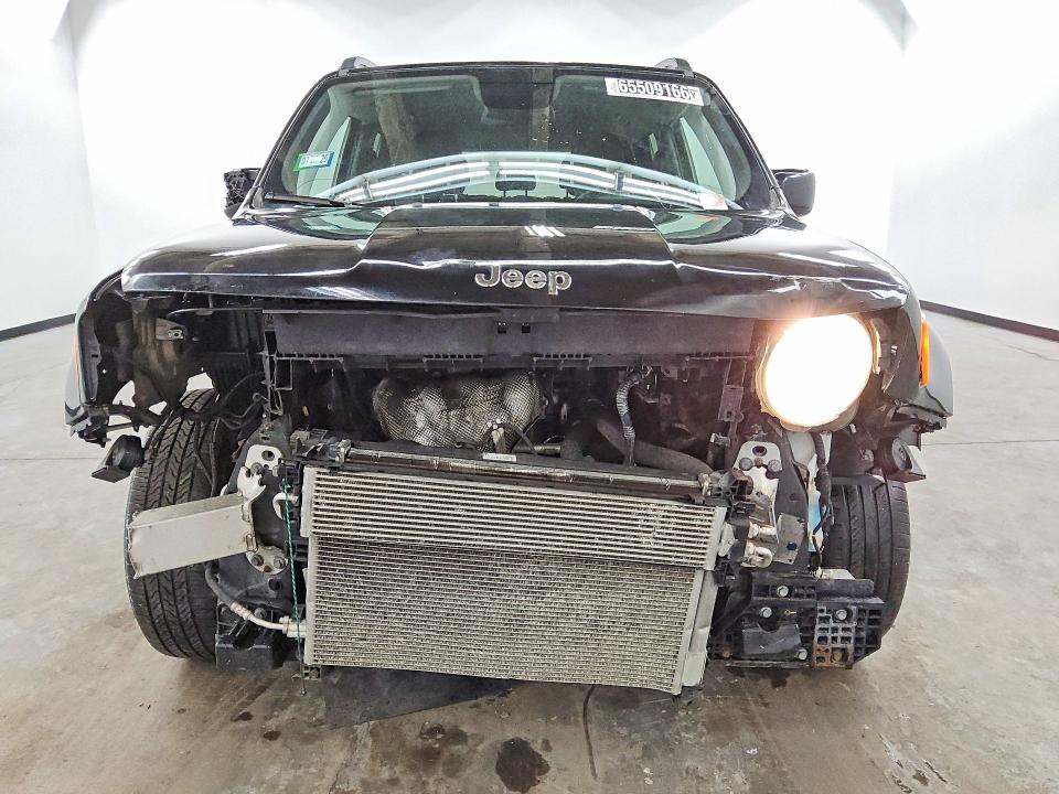 Photo 5 from auction – 2018 JEEP RENEGADE with VIN ZACCJABB8JPJ30096