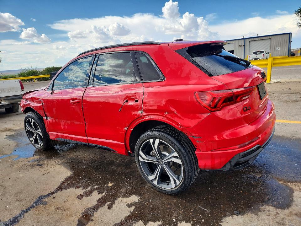Снимка 2 от търг – 2024 AUDI Q3 с VIN WA1EECF37R1164471