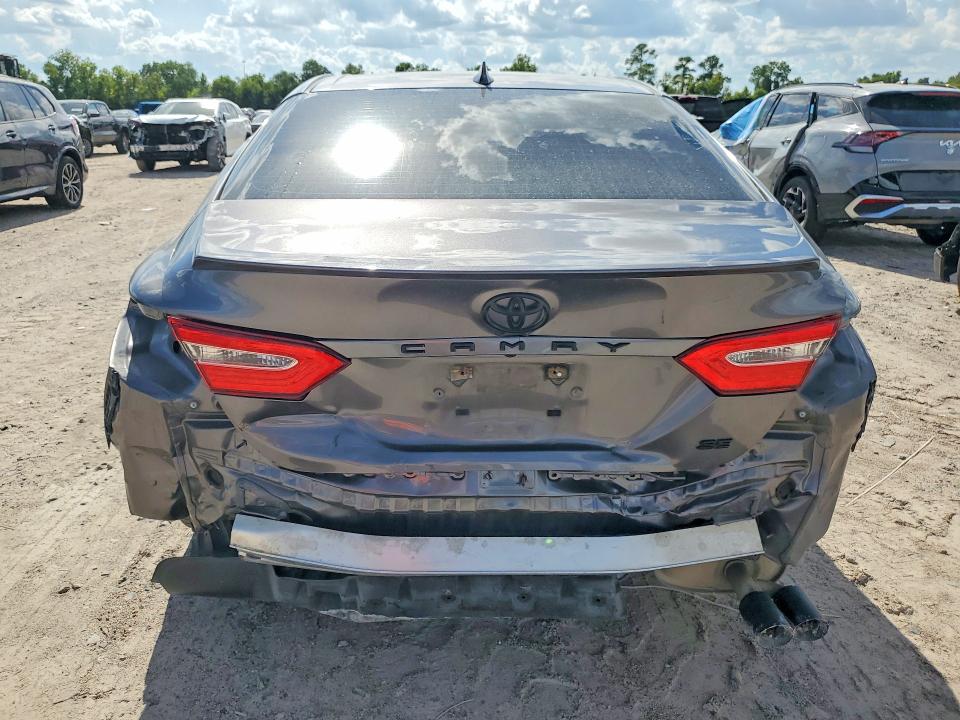 Photo 6 from auction – 2020 TOYOTA CAMRY with VIN 4T1G11AK2LU866146