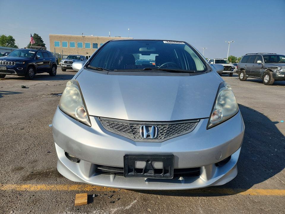 Photo 5 from auction – 2011 HONDA FIT with VIN JHMGE8H68BC006636