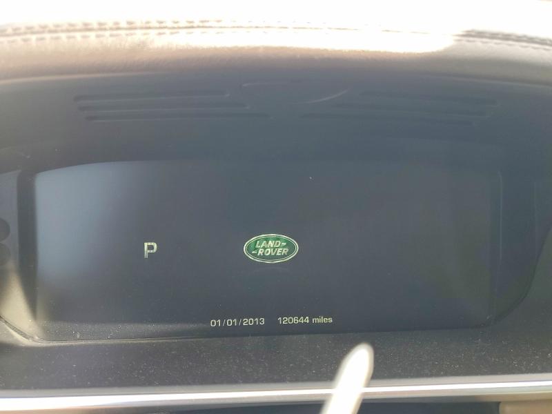 Photo 9 from auction – 2016 LAND ROVER RANGE ROVER with VIN SALGS2VF6GA278982