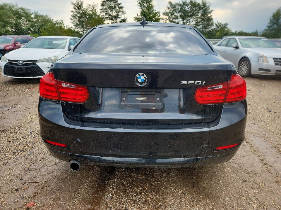 Zdjęcie 6 z aukcji – 2013 BMW 320 z VIN WBA3B1C5XDK130458