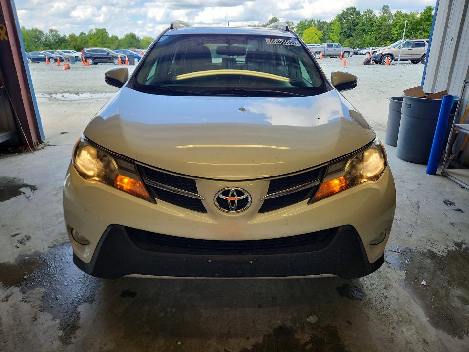 Photo 5 from auction – 2013 TOYOTA RAV4 with VIN 2T3YFREV9DW072505