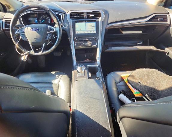 Photo 8 from auction – 2017 FORD FUSION with VIN 3FA6P0T9XHR331024