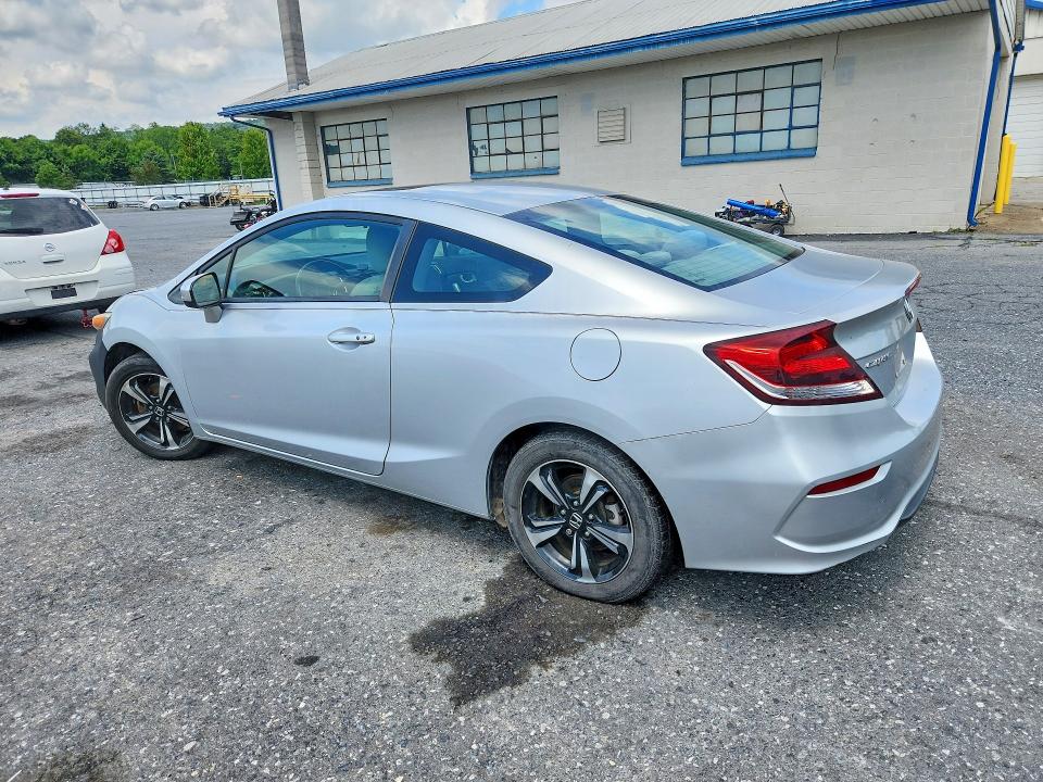 Photo 2 from auction – 2015 HONDA CIVIC with VIN 2HGFG3B82FH511225