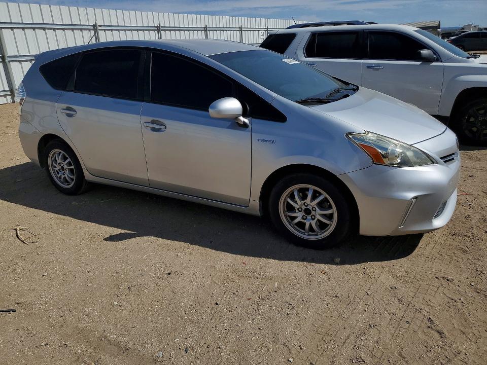 Photo 4 from auction – 2013 TOYOTA PRIUS V with VIN JTDZN3EU0D3245309