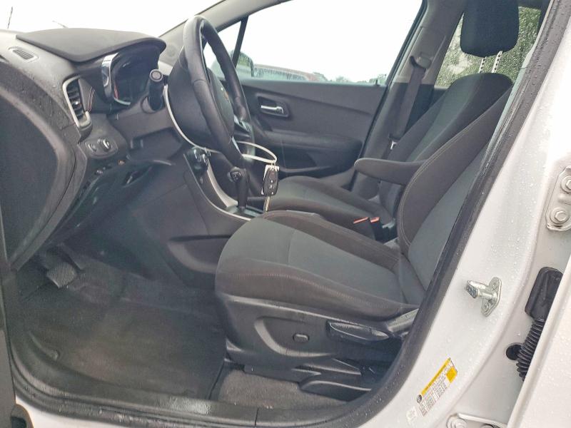 Photo 7 from auction – 2020 CHEVROLET TRAX with VIN 3GNCJKSBXLL155660