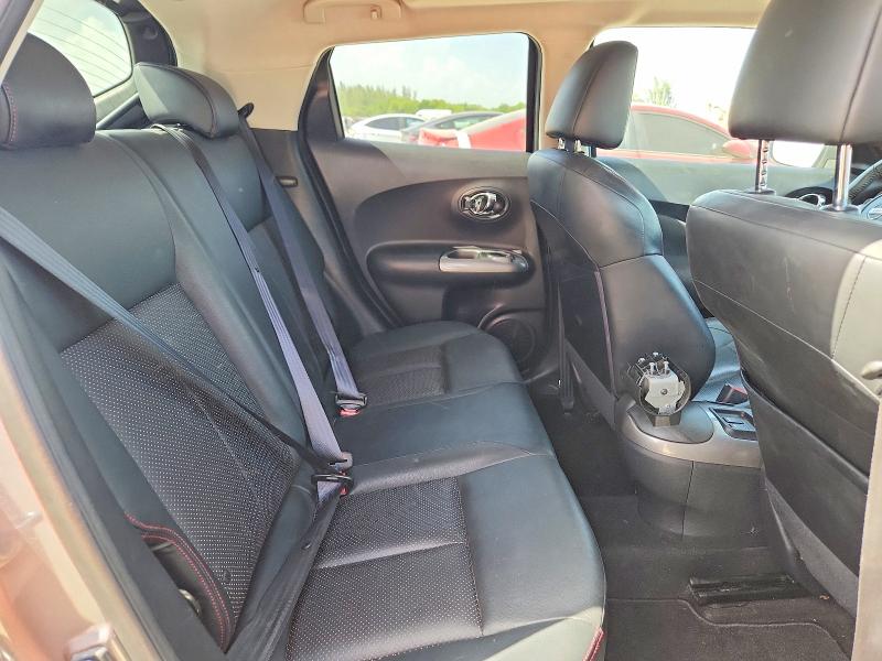Photo 11 from auction – 2015 NISSAN JUKE with VIN JN8AF5MR0FT512653