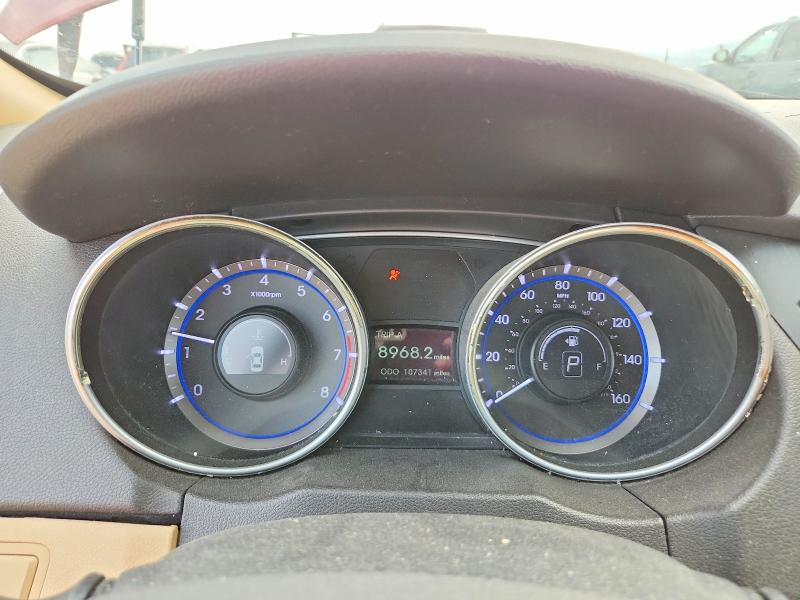 Photo 9 from auction – 2011 HYUNDAI SONATA with VIN 5NPEB4ACXBH304622