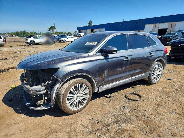 LINCOLN MKX 2017 with VIN 2LMPJ8LR8HBL30872 - Photo from auction