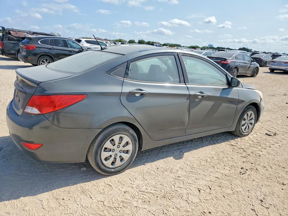 Photo 3 from auction – 2017 HYUNDAI ACCENT with VIN KMHCT4AE9HU276392