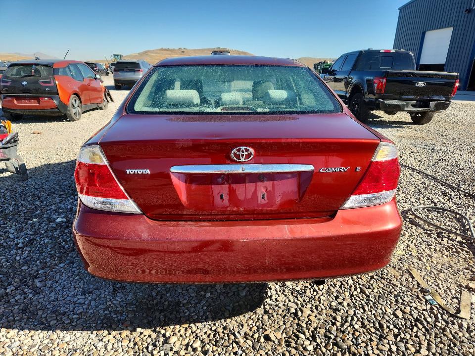 Photo 6 from auction – 2005 TOYOTA CAMRY with VIN 4T1BE32K15U004354