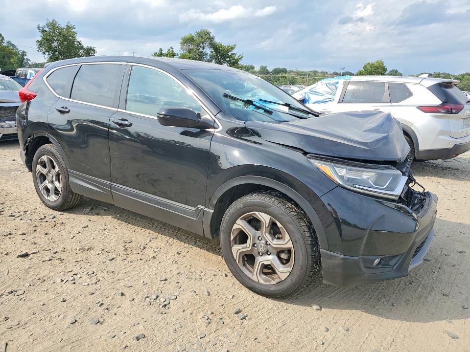 Photo 4 from auction – 2019 HONDA CR-V with VIN 2HKRW2H53KH645801