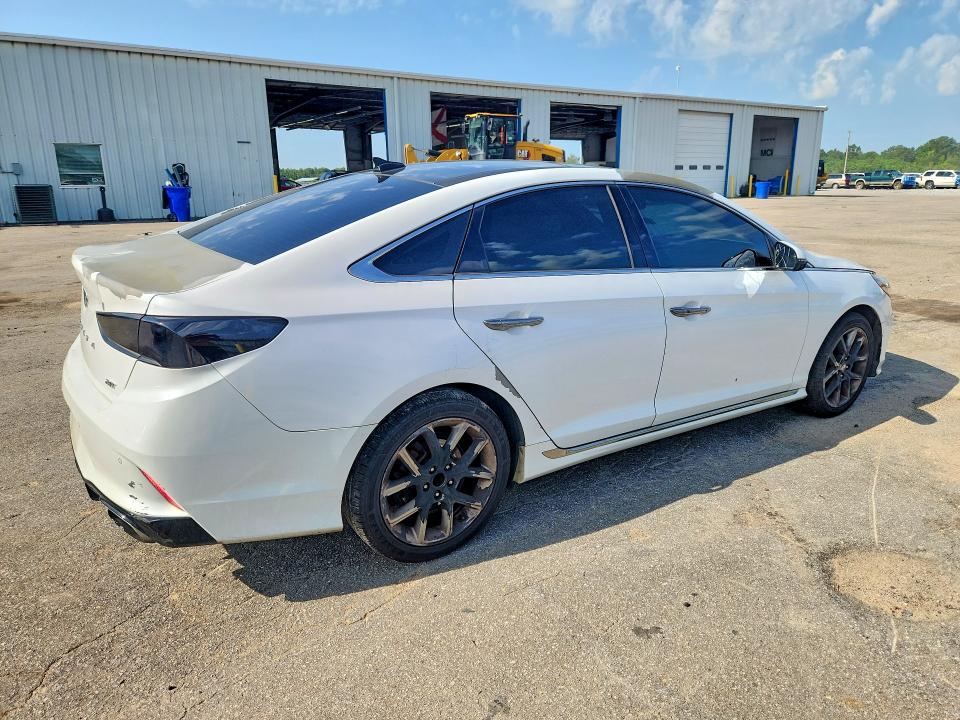 Photo 3 from auction – 2019 HYUNDAI SONATA with VIN 5NPE34AB0KH745602