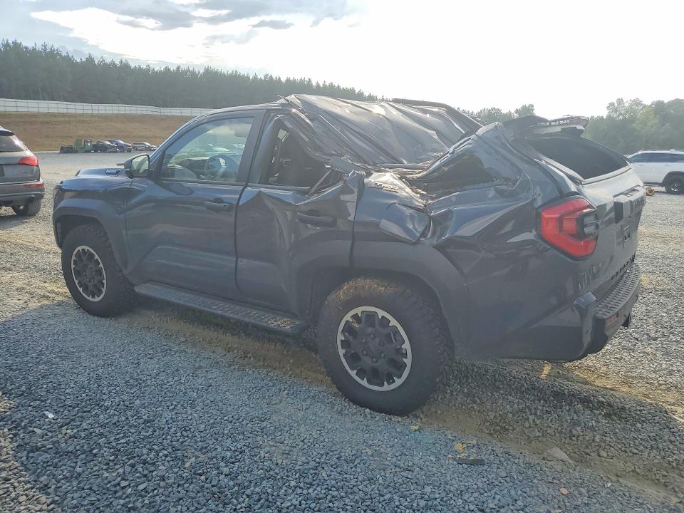 Photo 2 from auction – 2026 TOYOTA 4RUNNER with VIN JTEVB5BR0T5027940