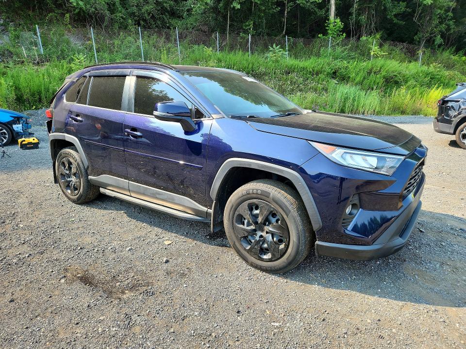 Photo 4 from auction – 2020 TOYOTA RAV4 with VIN 2T3A1RFV8LW118208